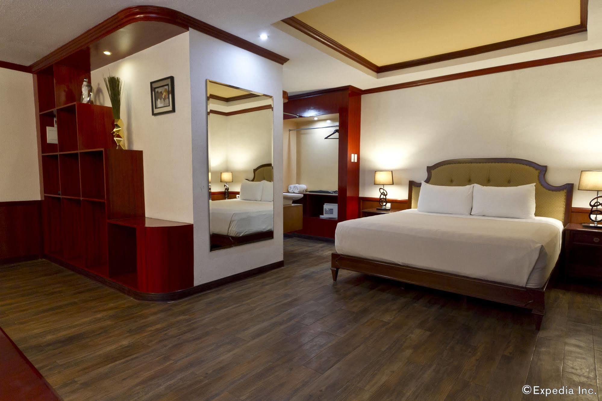 Dulcinea Hotel And Suites Мактан Екстериор снимка